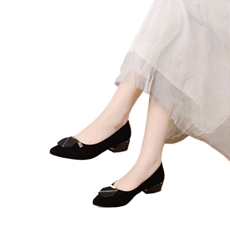 Модные женские туфли без каблу – обзор и цена Dress Shoe Pointed